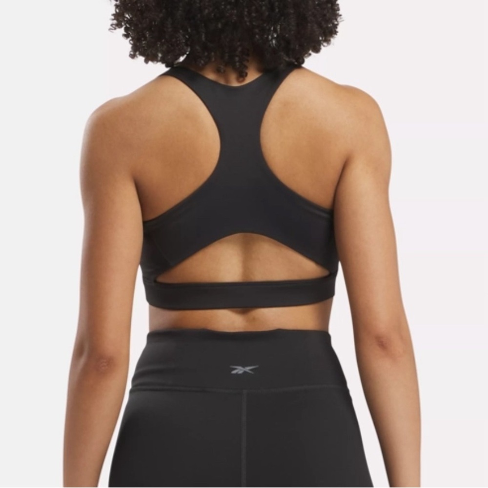 Reebok ID Train Racer Bra - Picture 4 of 10